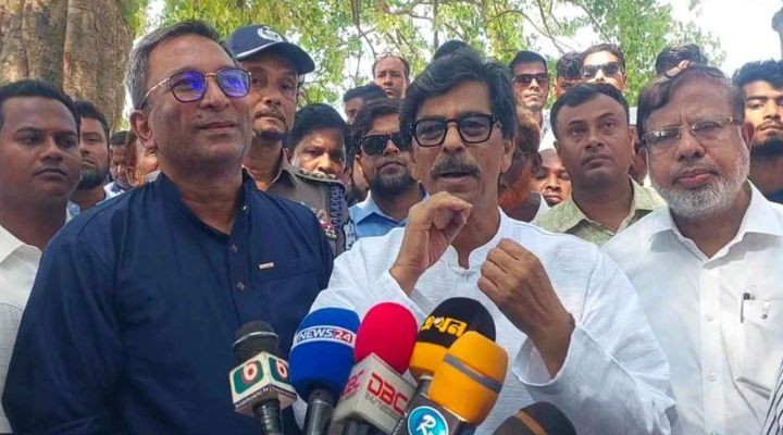 ইলিশের উৎপাদন বাড়াতে জেলেসহ সবাইকে ভূমিকা রাখতে হবে: মন্ত্রী